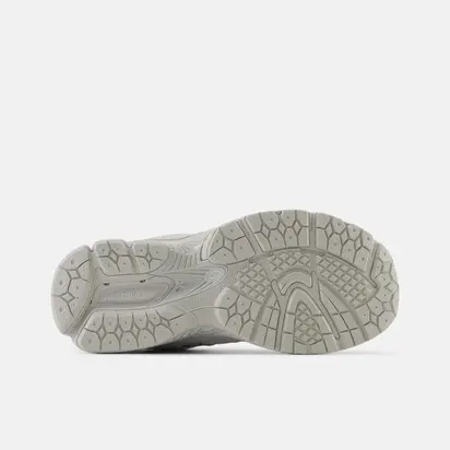 Кросівки New Balance 2002R, світло-сірий