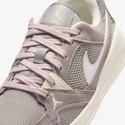Кросівки Jordan WMNS CMFT ERA