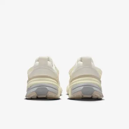 Кросівки Nike V2k