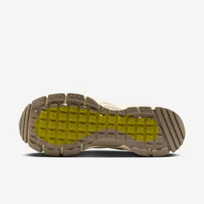Кросівки Nike Zoom Vomero Roam