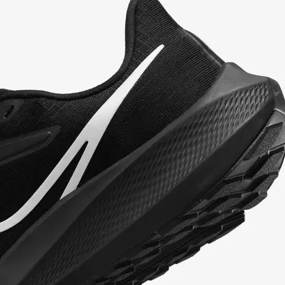 Кросівки Nike