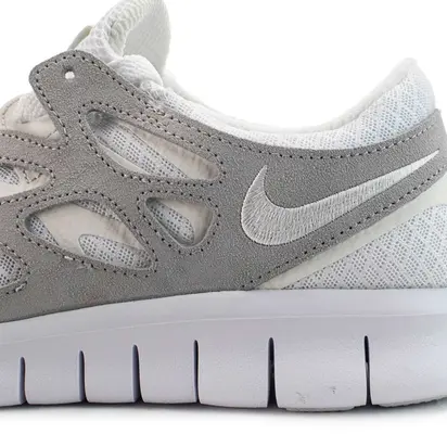 Кросівки NIKE FREE RUN 2 ()