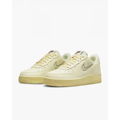 Кросівки Nike Air Force 1 07 Lx