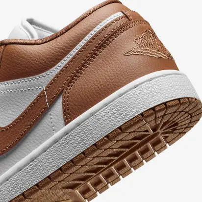 Кросівки W Air Jordan 1 Low Brown/White