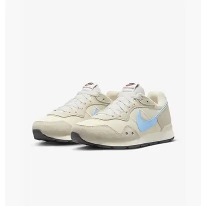 Кросівки Nike Venture Runner, бежевий з блакитним