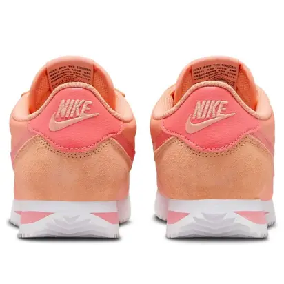 Кросівки Nike CORTEZ, персиковий