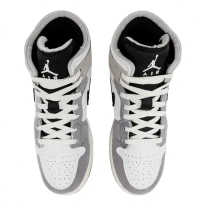 Кросівки WMNS JORDAN 1 MID