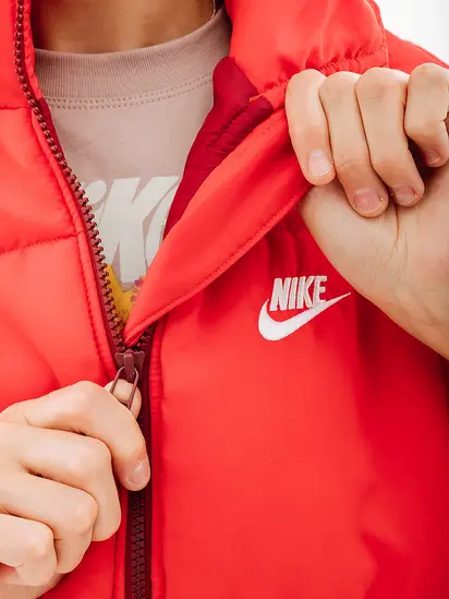 Жилетка Nike CLSC VEST, червоний