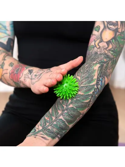 Масажний м'ячик Spiky Bodhi лайм 6 см