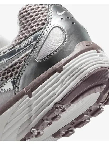Кросівки Nike WMNS P-6000