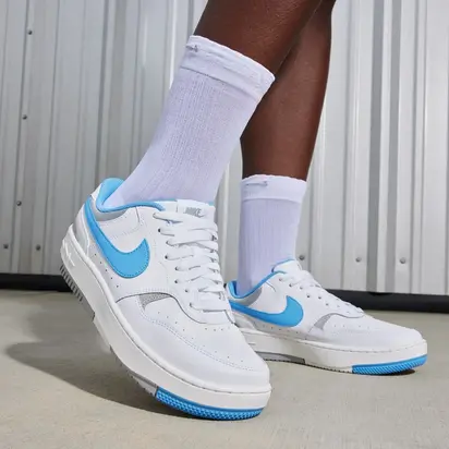 Кросівки жіночі Nike Wmns Gamma Force (), білий