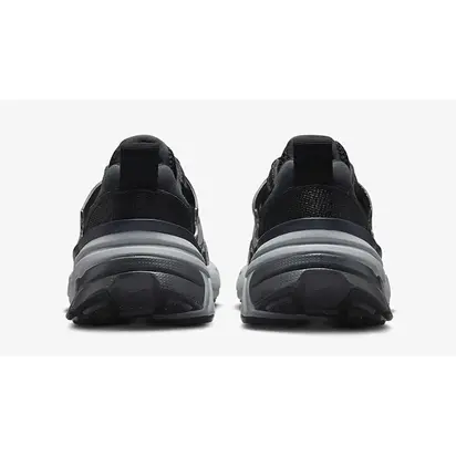 Кросівки жіночі Nike V2K Run Black/Metallic