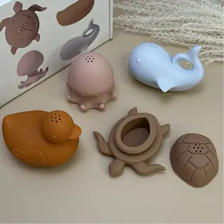 Набір іграшок для купання силіконовий з каченятком, в коробці, 4 шт., різнокольоровий