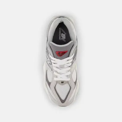Кросівки New Balance 9060, сірий з білим