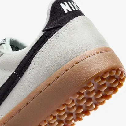 Кросівки Nike Field General 82