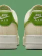 Кросівки Nike Air Force 1 07 NN, бежевий з зеленим
