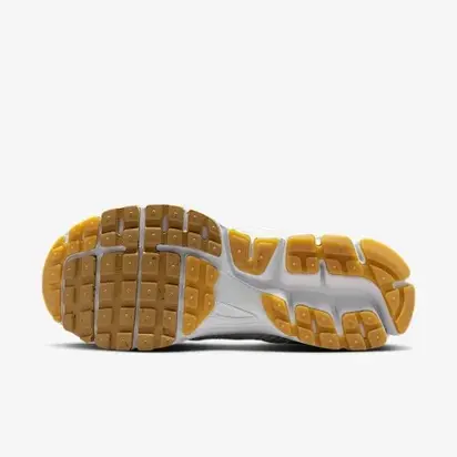 Кросівки Nike W ZOOM VOMERO 5