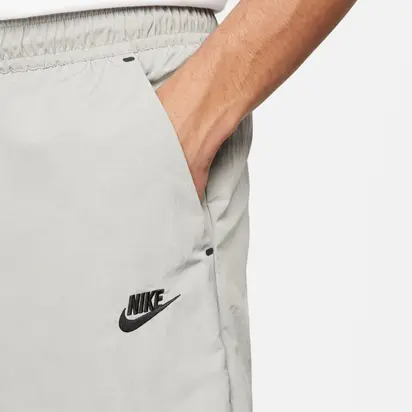 Штани Nike Sportwear Tech Essentials