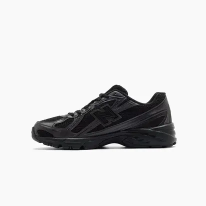 Кросівки унісекс New Balance 740 Black 40.5
