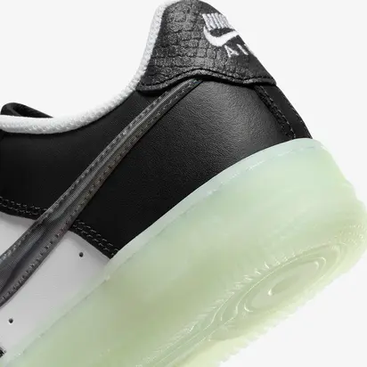 Кросівки жіночі Nike Air Force 1 Low 36.5