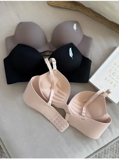 Класичний безшовний бюст з push up, капучіно