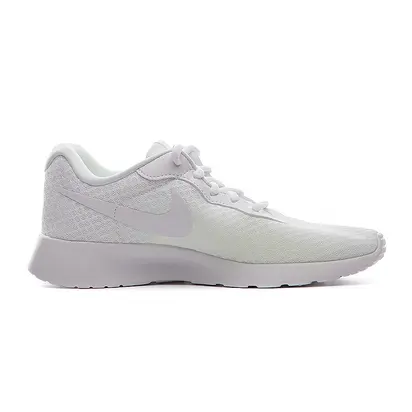 Кросівки Nike TANJUN FLYEASE, білий