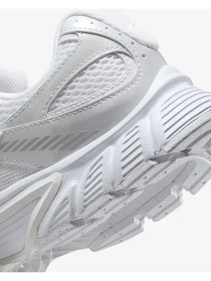 Кросівки