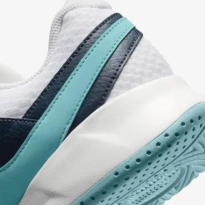 Кросівки NikeCourt Lite 4 Tennis