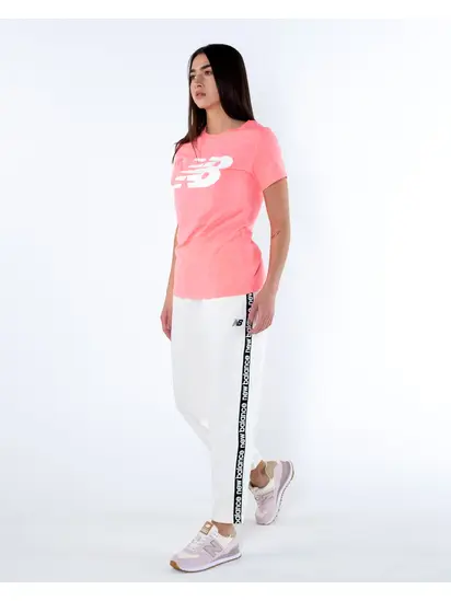 Футболка New Balance Classic Flying Gr, рожевий
