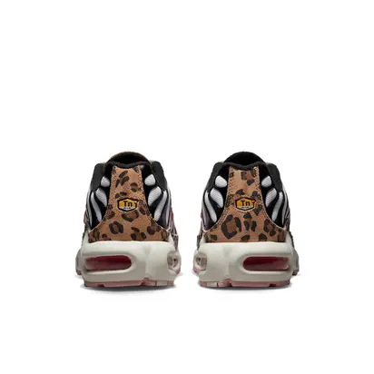 Кросівки Nike WMNS AIR MAX PLUS