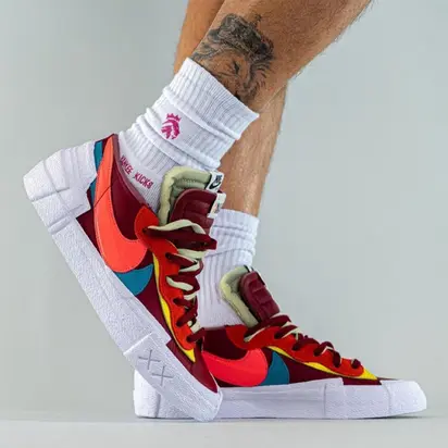 Кросівки Nike Blazer Low sacai KAWS Red