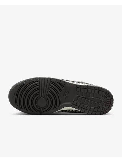 Кросівки Nike W DUNK LOW, чорний з білим