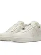 Кросівки Nike WMNS AIR FORCE 1 LO PRM, кремовий