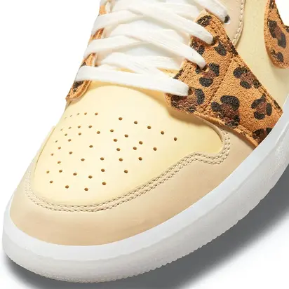 Кросівки Jordan 1 Low SNKRS Day (W)