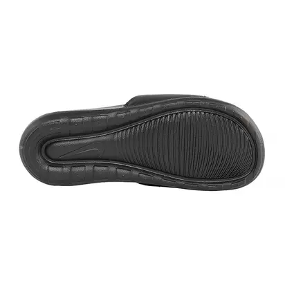 Шльопанці Nike W NIKE VICTORI ONE SLIDE, чорний