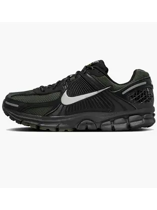 Кросівки Nike ZOOM VOMERO 5