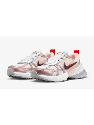 Кросівки бігові Nike V2K Run Beige/White