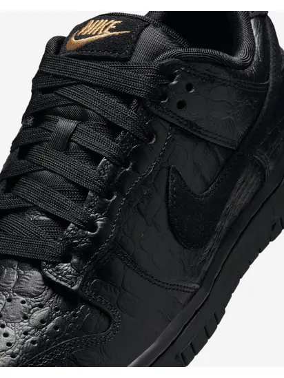 Кросівки жіночі Nike Dunk Low Retro Black Skin 37.5