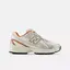 Кросівки New Balance 740, білий з помаранчевим