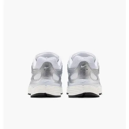 Кросівки Nike W P-6000