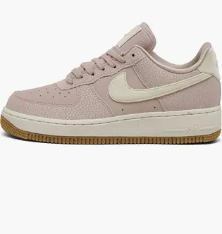Кросівки жіночі Nike Air Force 1 07 NN 38