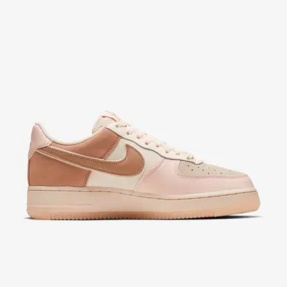 Кросівки Nike WMNS AIR FORCE 1 07 PRM