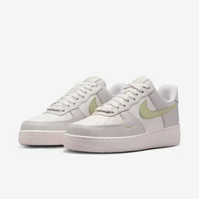 Кросівки Nike W AIR FORCE 1 07