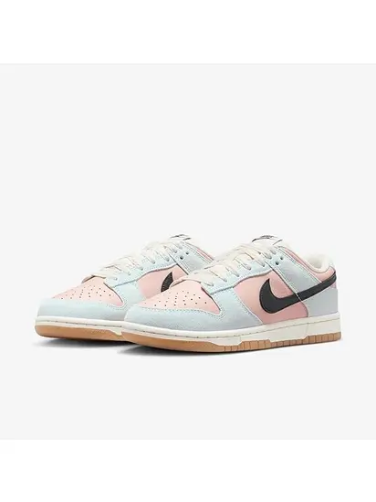Кросівки жіночі Nike Dunk Low ()