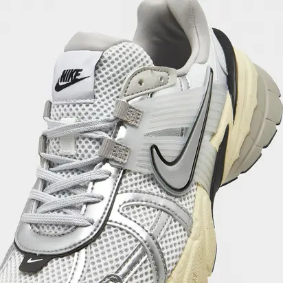 Кросівки Nike W V2K