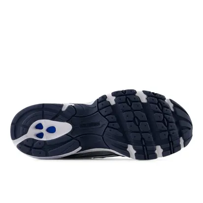 Кросівки New Balance 740, білий зі сріблястим