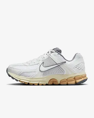 Кросівки Nike Zoom Vomero 5, білий з бежевим