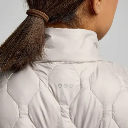 Жилетка Saucony HURRICANE INSULATED VEST, світло-бежевий