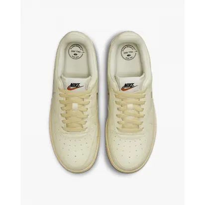 Кросівки Nike Air Force 1 07 Lx