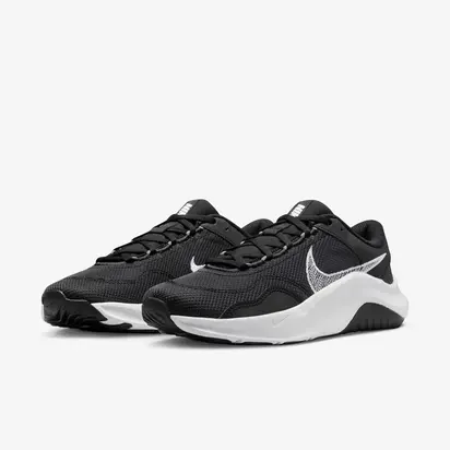 Кросівки Nike LEGEND ESSENTIAL 3, чорний з білим